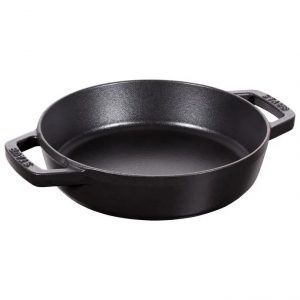 Frigideira redonda staub 26cm preta – ferro fundido com duas alças