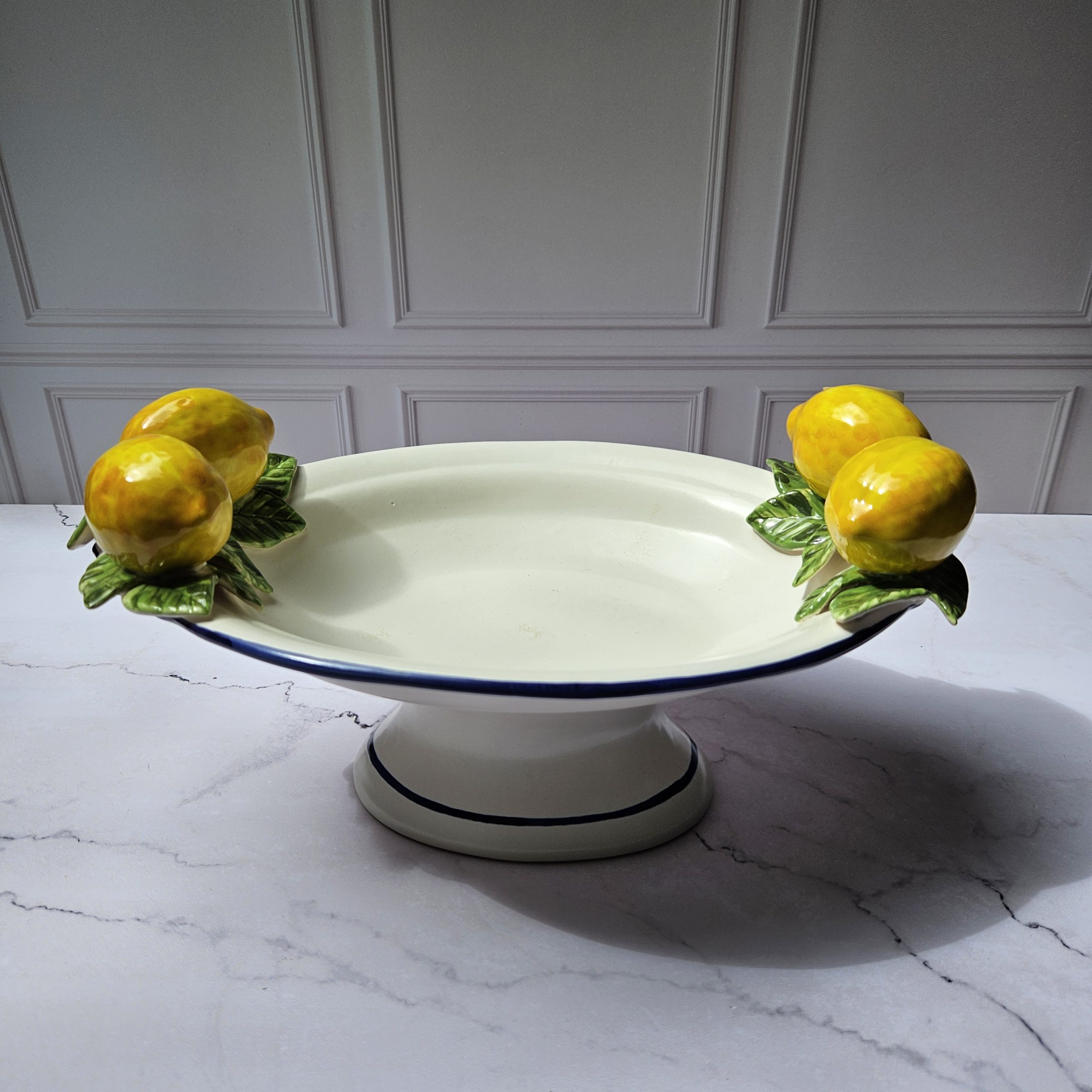 Fruteira oval com pé Amalfi com Limão