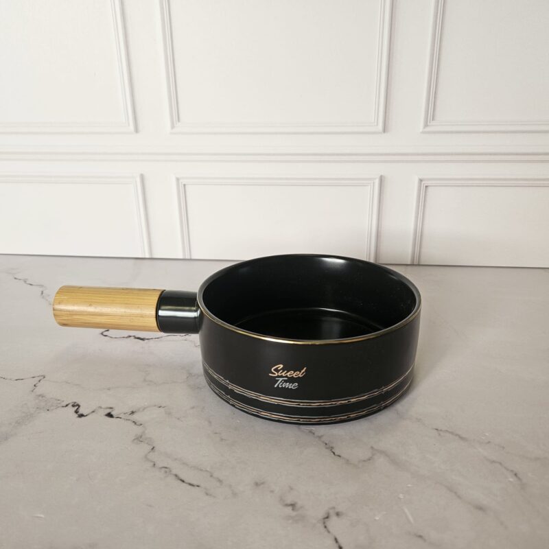 Mini panela de porcelana com cabo